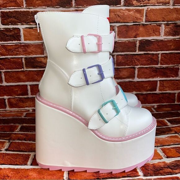 Y.R.U. White Care Bears Dune Lo Platform Boots NIB SOLDOUT White Pink SZ 7 - Picture 6 of 12